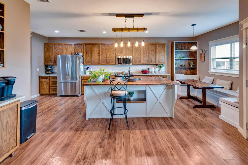 1207 Friar Road Cuero, TX 77954