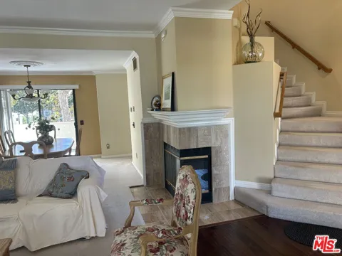2621 Plaza Del Amo