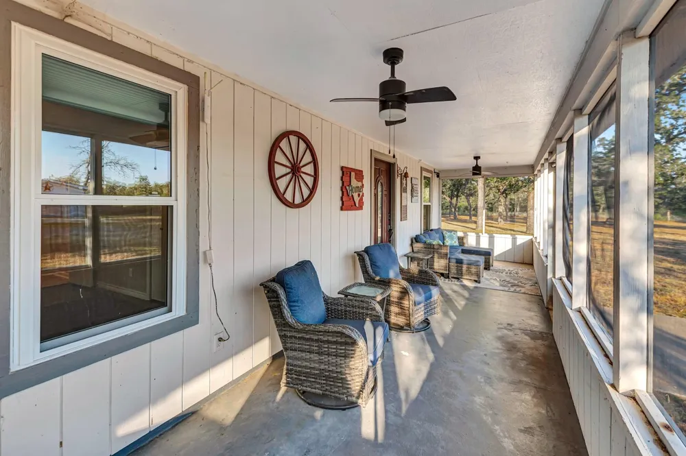 351 Sulphur Estates Road Victoria, TX 77905