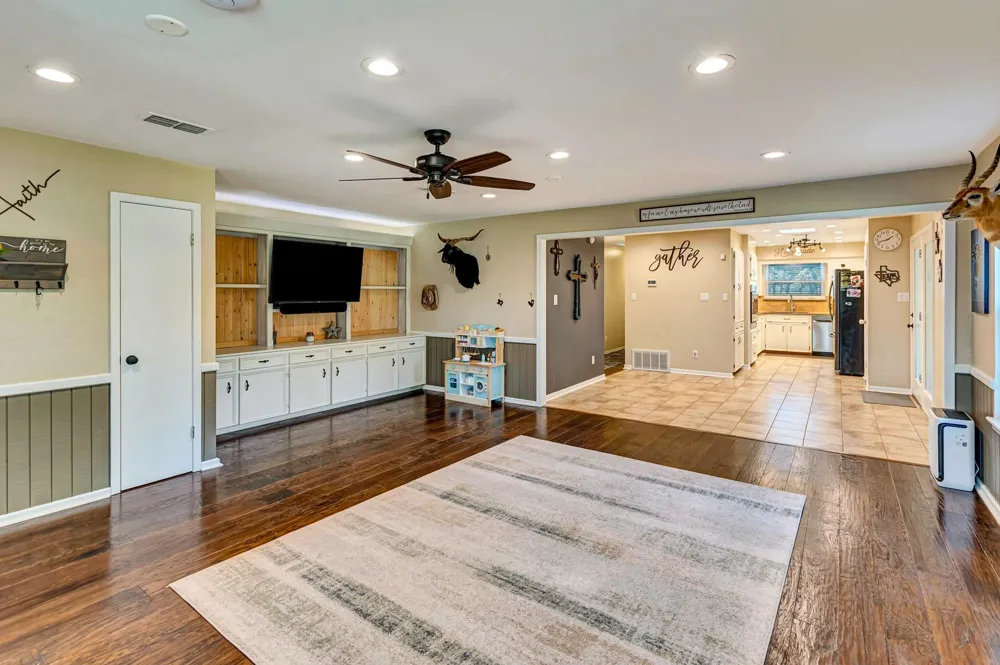 351 Sulphur Estates Road Victoria, TX 77905