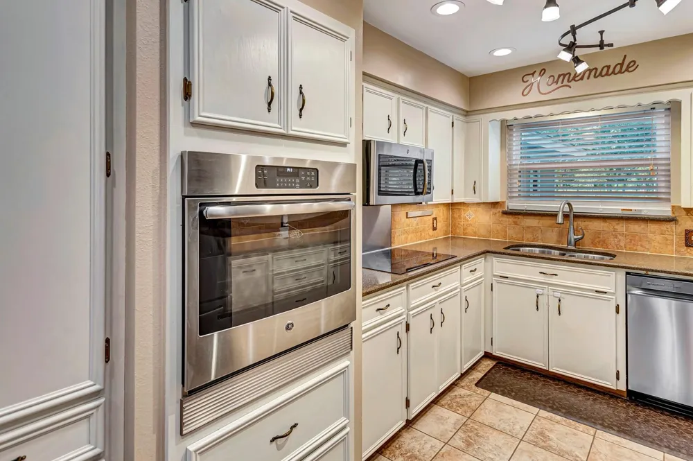 351 Sulphur Estates Road Victoria, TX 77905