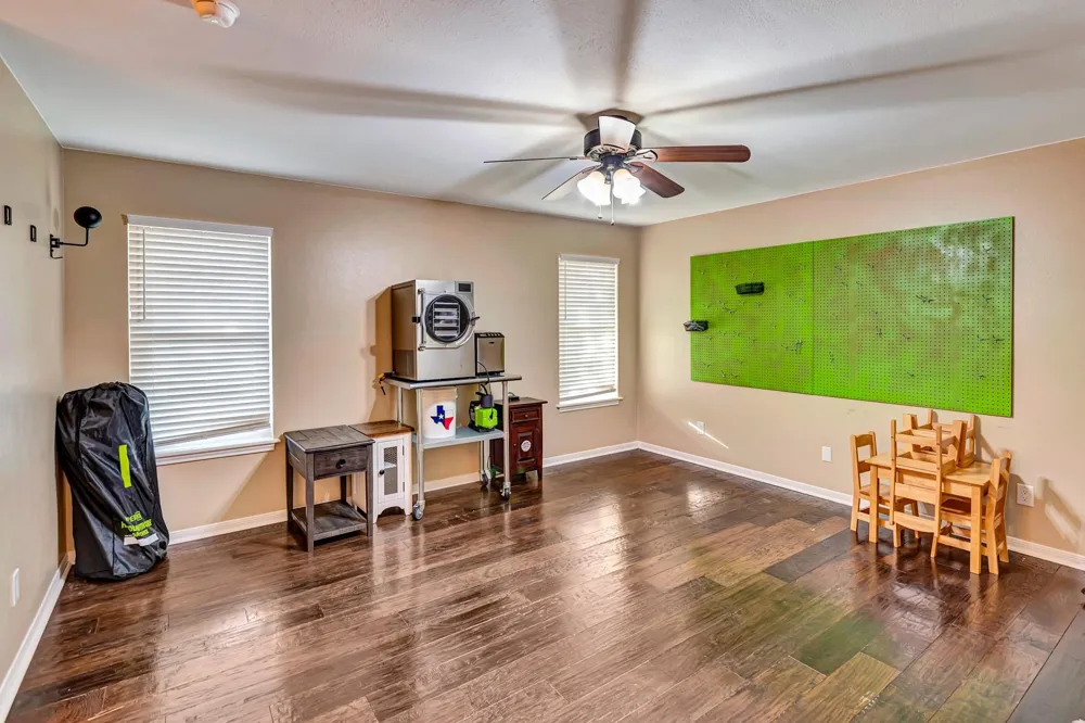 351 Sulphur Estates Road Victoria, TX 77905