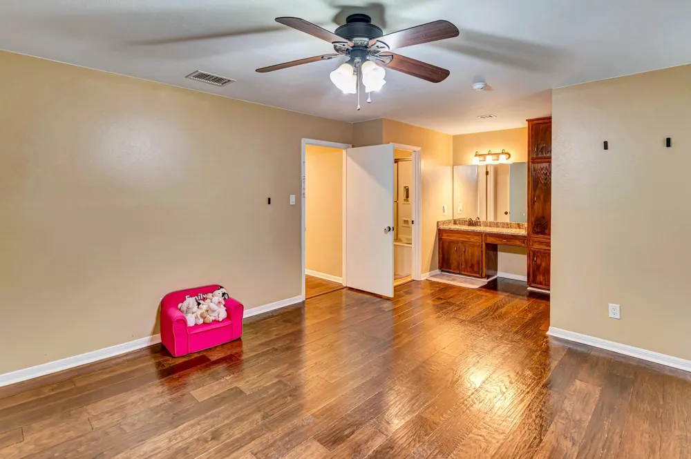 351 Sulphur Estates Road Victoria, TX 77905