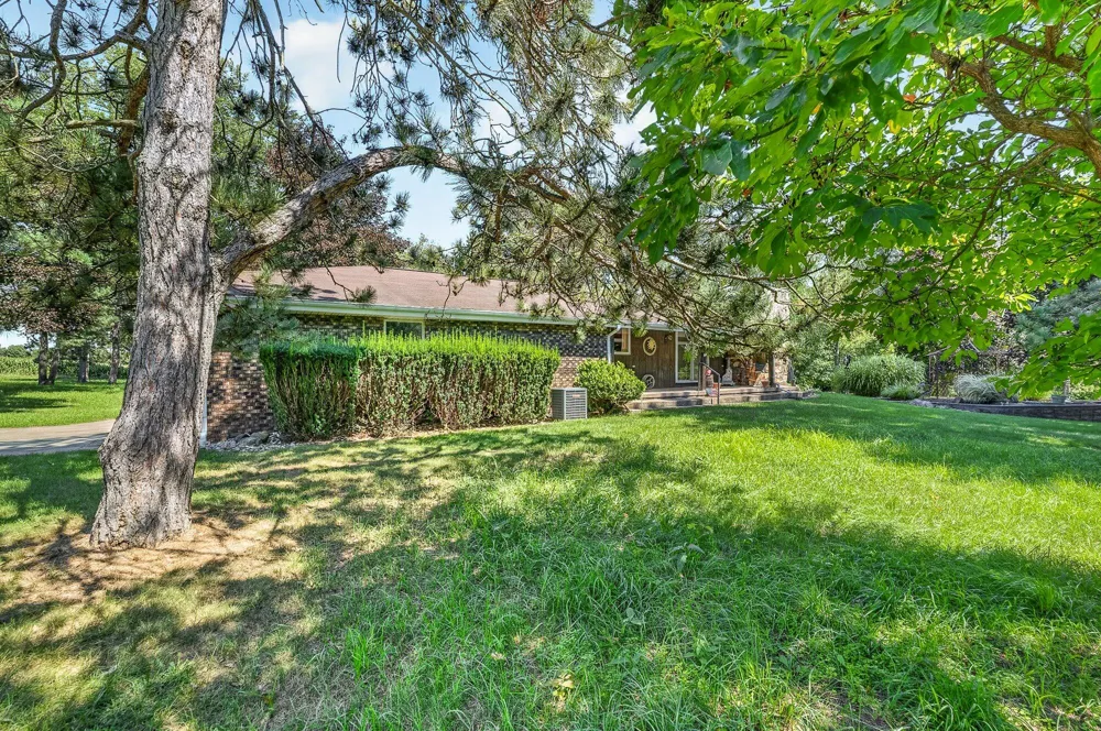 50295 St Joseph Street Paw Paw, MI 49079