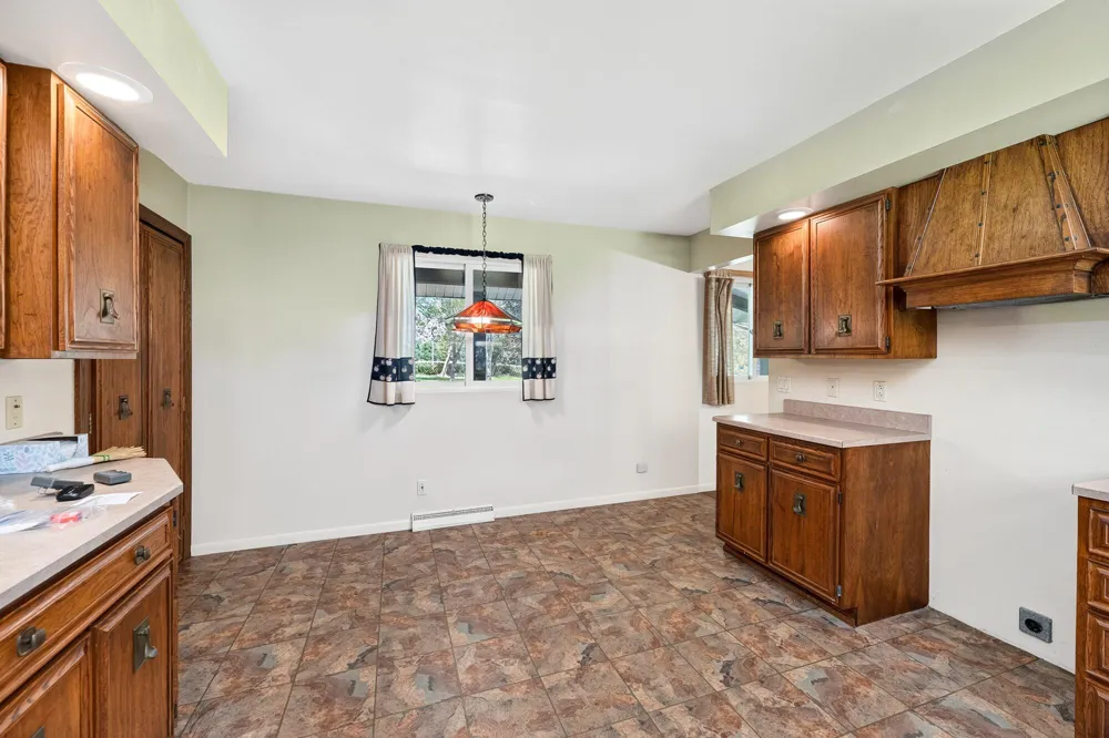 50295 St Joseph Street Paw Paw, MI 49079