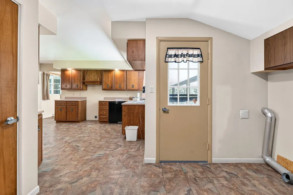50295 St Joseph Street Paw Paw, MI 49079