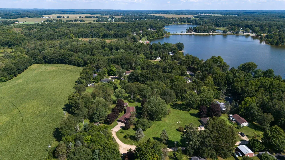 50295 St Joseph Street Paw Paw, MI 49079