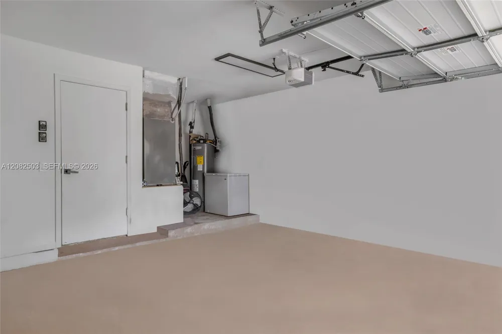 6586 NW 97th Dr Parkland, FL 33076