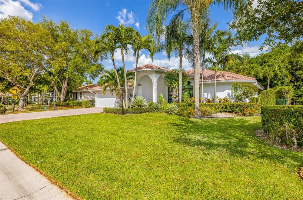 6586 NW 97th Dr Parkland, FL 33076