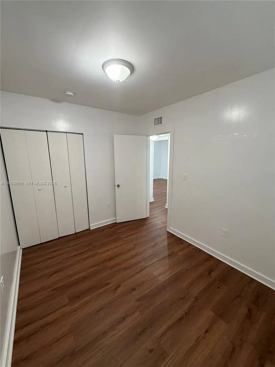 481 NW 30th St #2 Miami, FL 33127