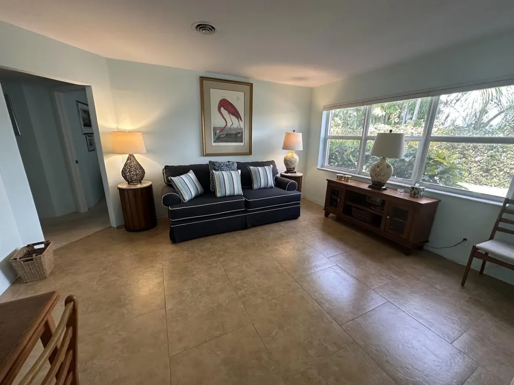 308 Inlet Way #3 Palm Beach Shores, FL 33404