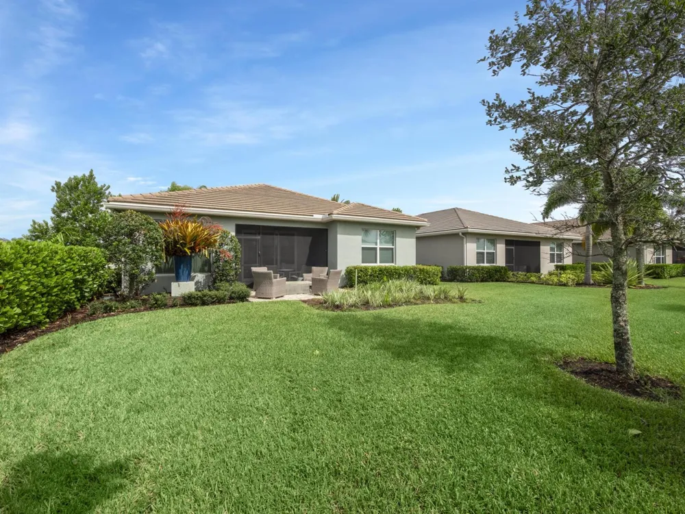 10748 SW Matisse Lane Port St. Lucie, FL 34987