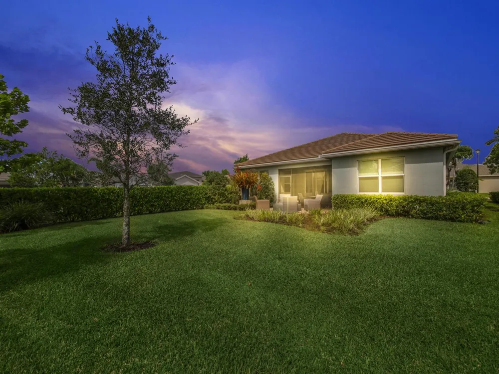 10748 SW Matisse Lane Port St. Lucie, FL 34987