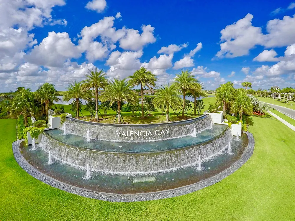 10748 SW Matisse Lane Port St. Lucie, FL 34987