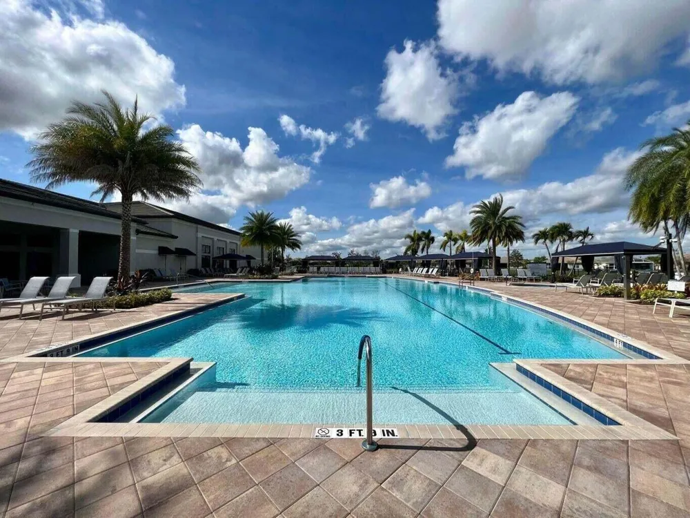 10748 SW Matisse Lane Port St. Lucie, FL 34987