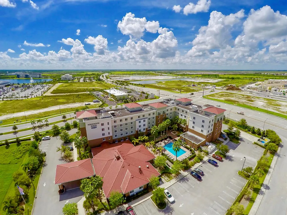 10748 SW Matisse Lane Port St. Lucie, FL 34987