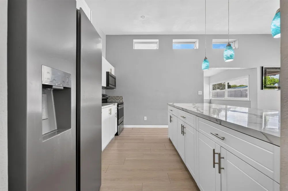910 NW 17TH AVENUE Fort Lauderdale, FL 33311