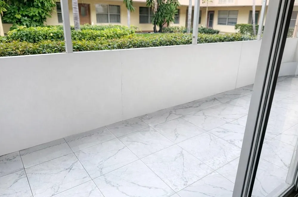 3081 NW 47TH TERRACE #107 Lauderdale Lakes, FL 33313