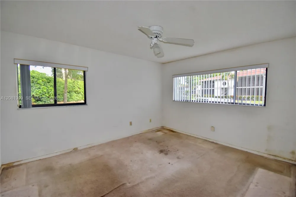10761 W Clairmont Cir #108 Tamarac, FL 33321