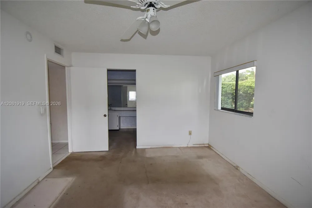 10761 W Clairmont Cir #108 Tamarac, FL 33321