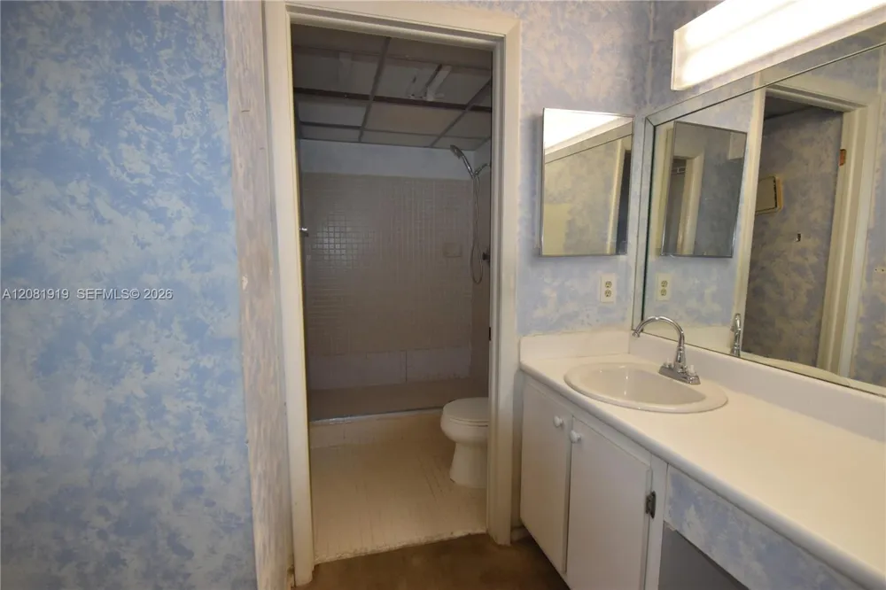 10761 W Clairmont Cir #108 Tamarac, FL 33321