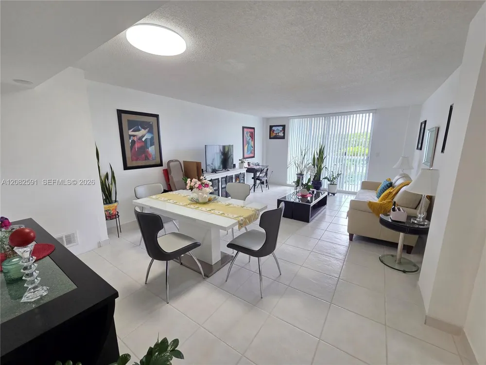 2841 NE 163rd St #402 North Miami Beach, FL 33160