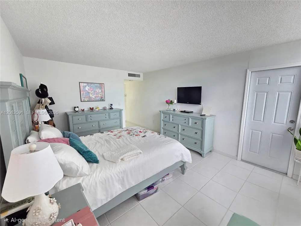 2841 NE 163rd St #402 North Miami Beach, FL 33160