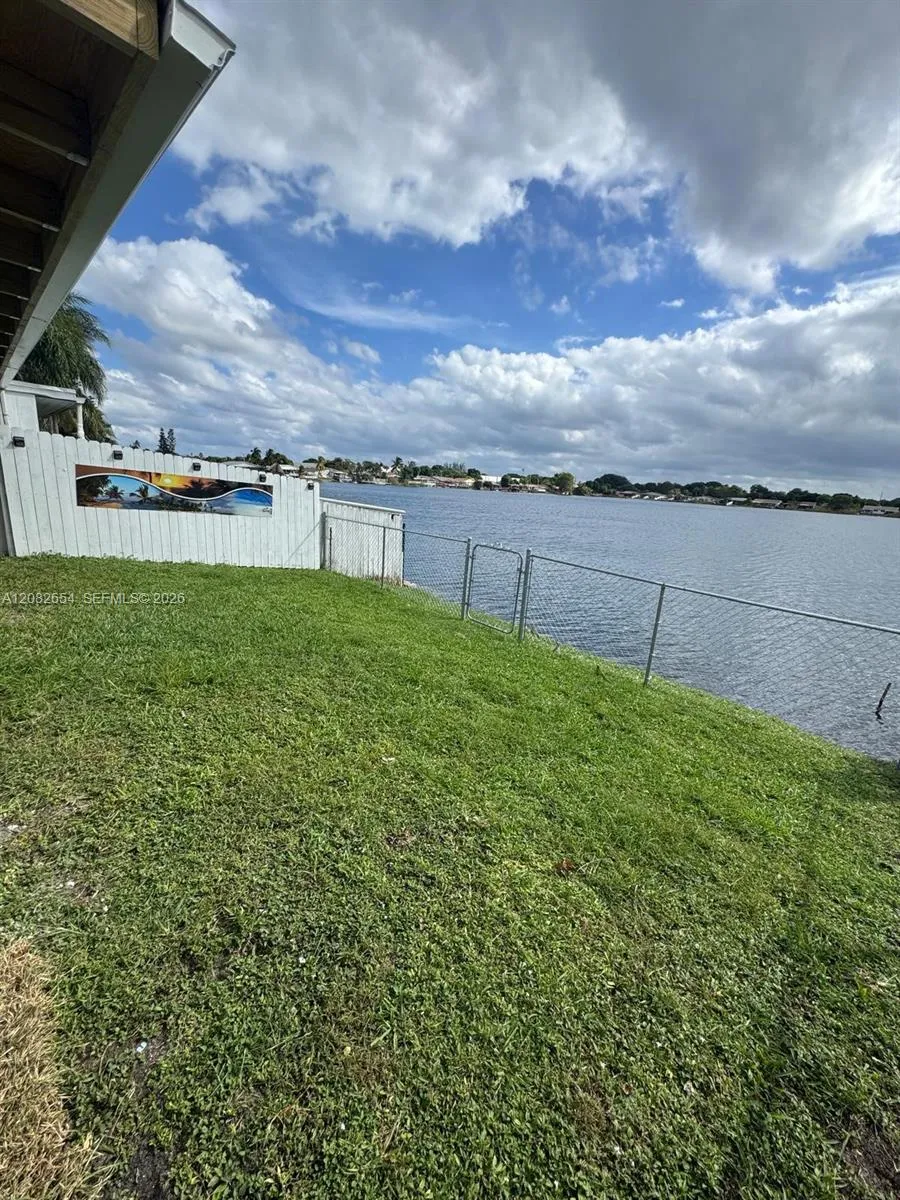 2520 SW 55th St #2520 Dania Beach, FL 33312