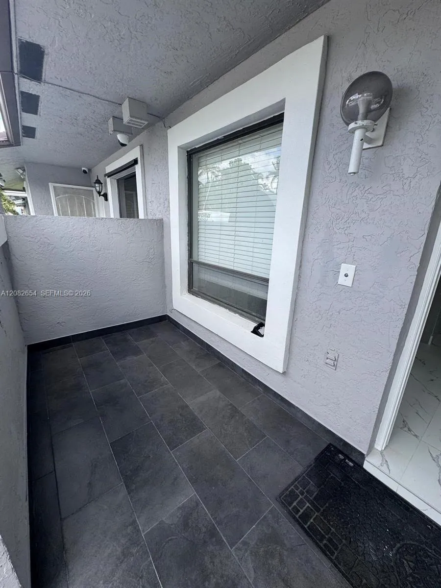 2520 SW 55th St #2520 Dania Beach, FL 33312