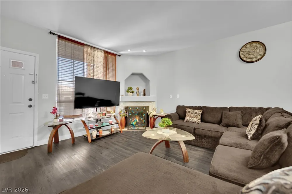 6908 Dorita Avenue #102 Las Vegas, NV 89108