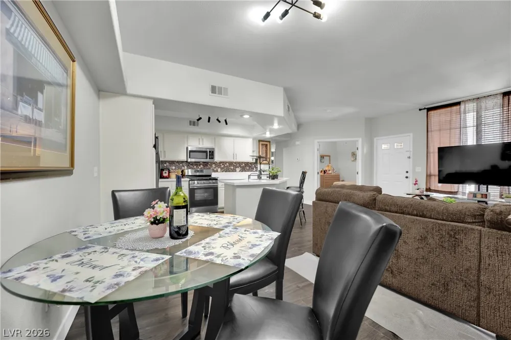 6908 Dorita Avenue #102 Las Vegas, NV 89108