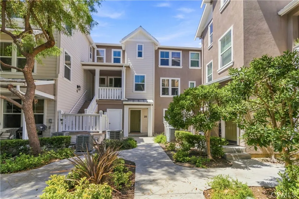 20 Valmont Ladera Ranch, CA 92694