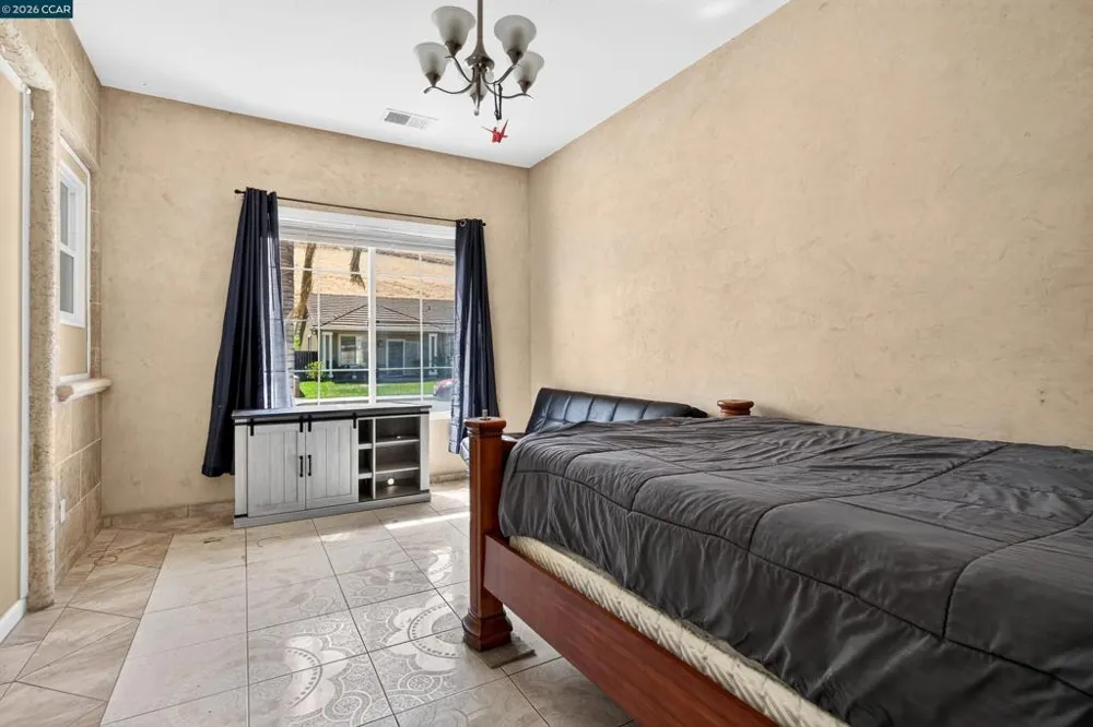 4400 Glen Canyon Cir Pittsburg, CA 94565