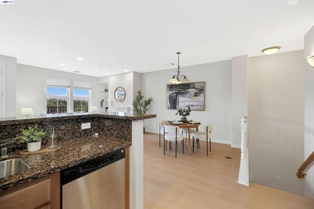 3360 Maguire Way #428 Dublin, CA 94568