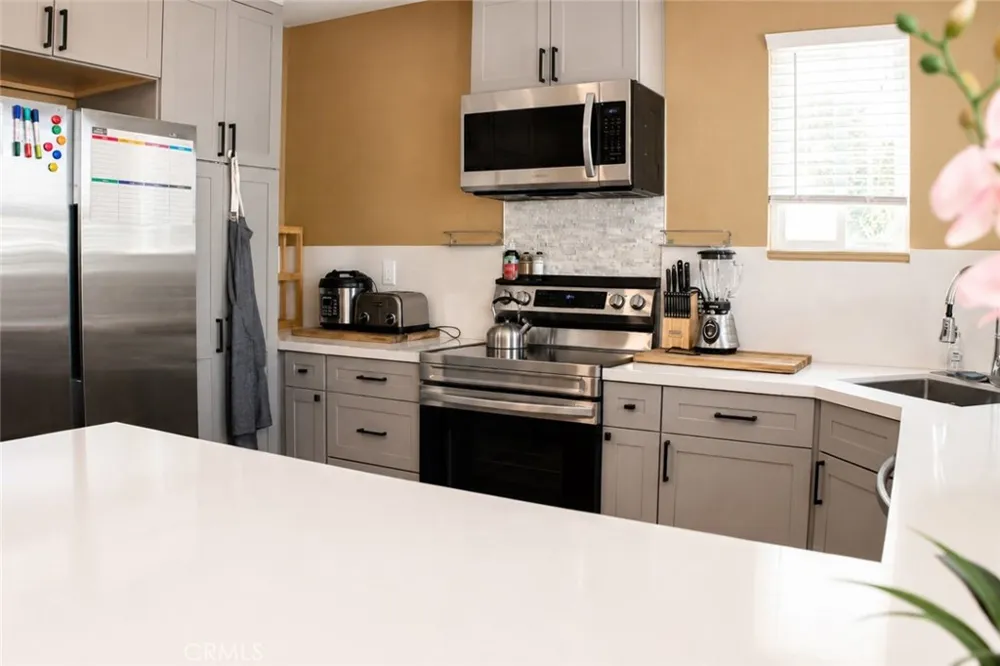 18414 Texas Canyon Saugus, CA 91390