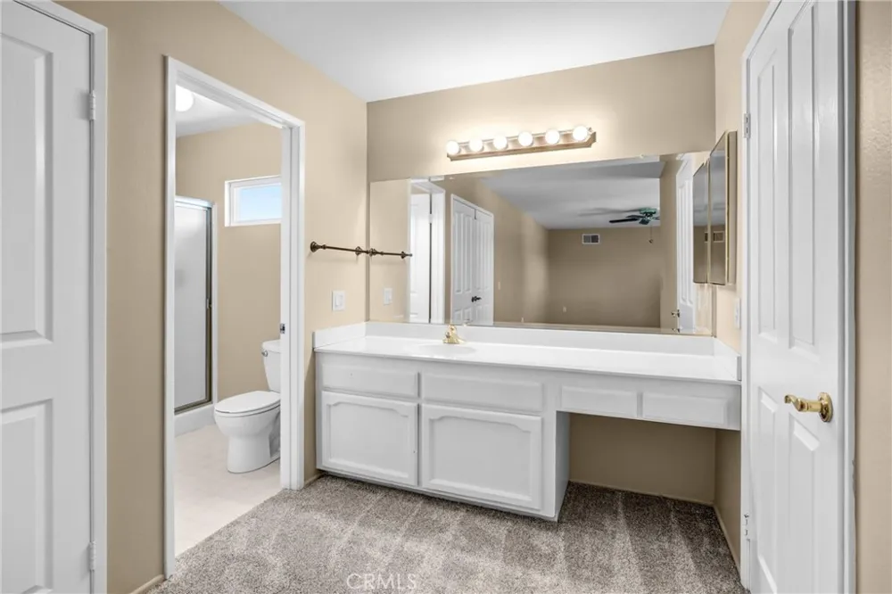 1027 Country Club Corona, CA 92878