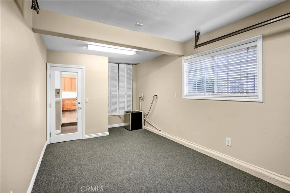1027 Country Club Corona, CA 92878