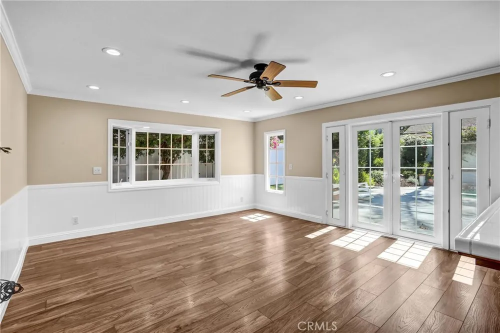 1027 Country Club Corona, CA 92878