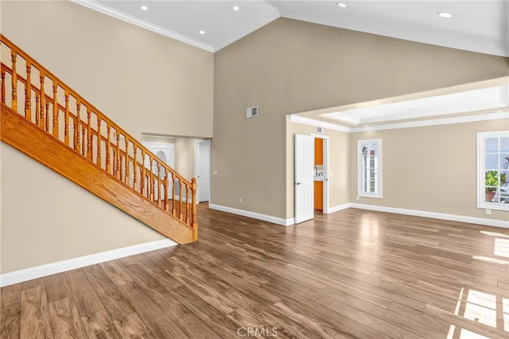 1027 Country Club Corona, CA 92878