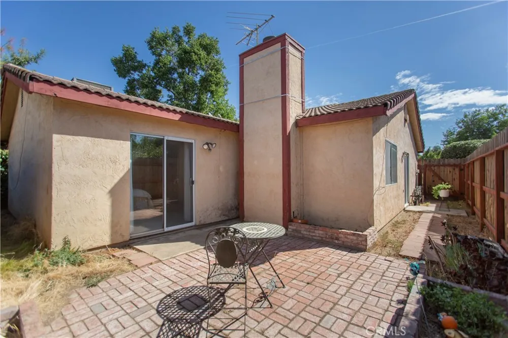 805 Perlette Modesto, CA 95356