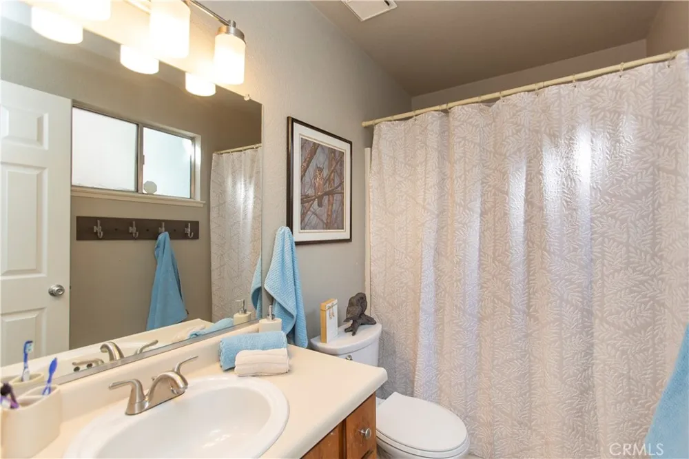 805 Perlette Modesto, CA 95356
