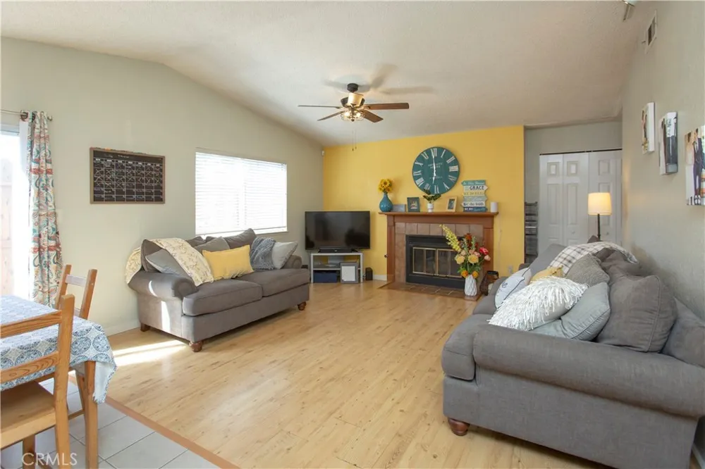 805 Perlette Modesto, CA 95356