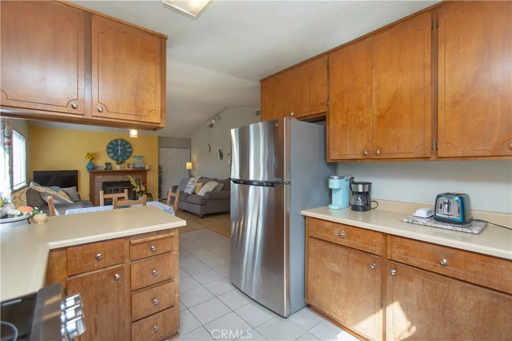 805 Perlette Modesto, CA 95356