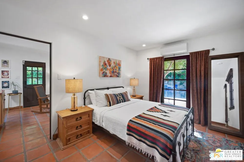 1471 E El Alameda Palm Springs, CA 92262