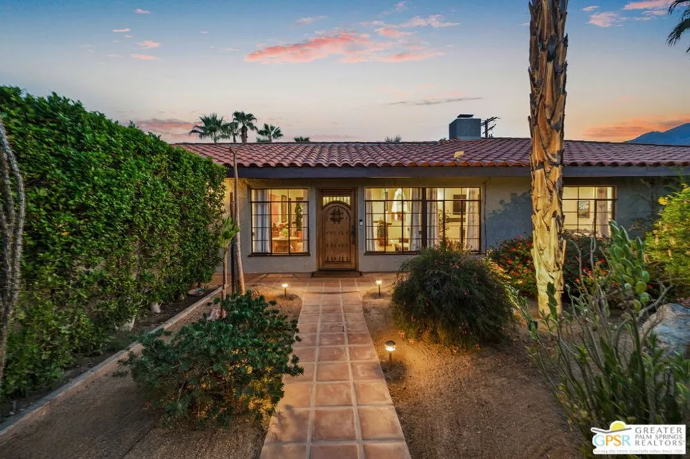 1471 E El Alameda Palm Springs, CA 92262