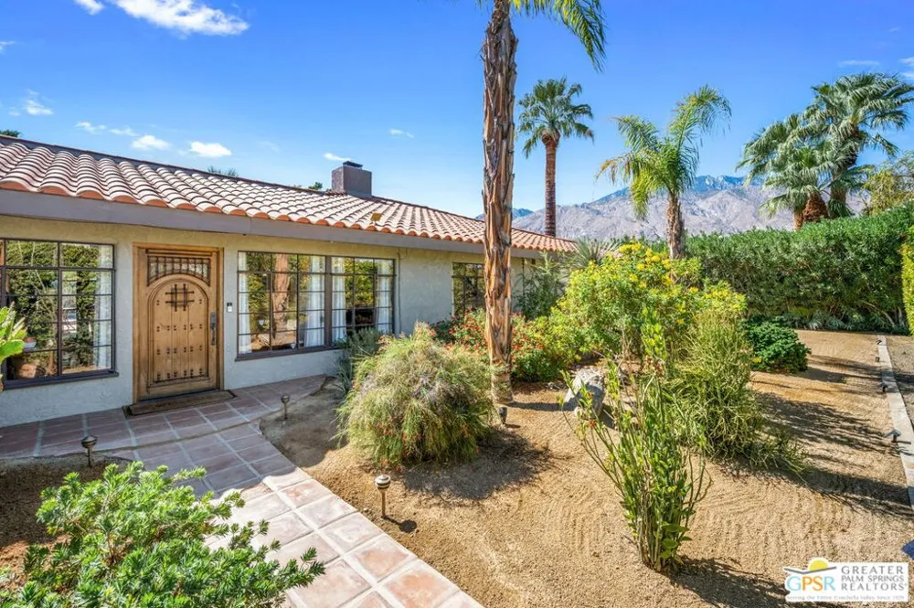 1471 E El Alameda Palm Springs, CA 92262