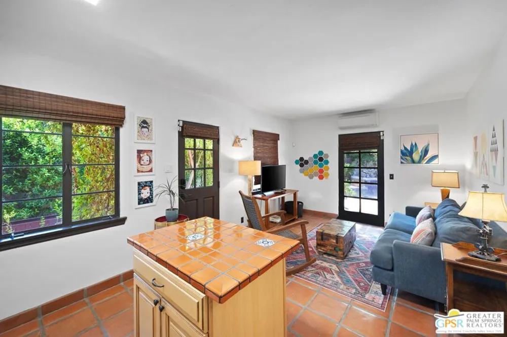 1471 E El Alameda Palm Springs, CA 92262