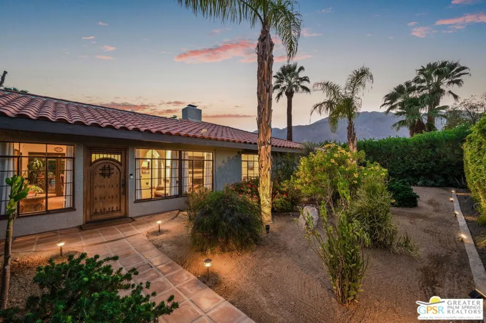 1471 E El Alameda Palm Springs, CA 92262