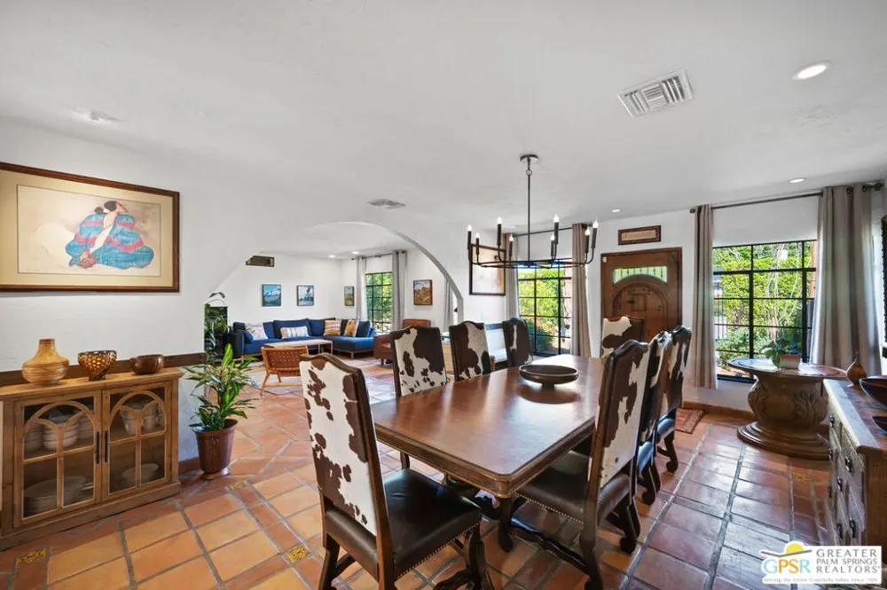 1471 E El Alameda Palm Springs, CA 92262