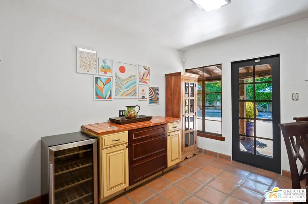 1471 E El Alameda Palm Springs, CA 92262